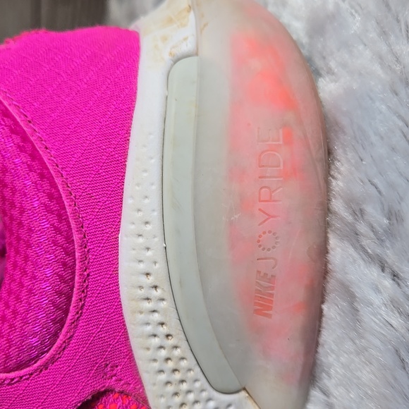 Nike Joy Ride Running Shoes, Womens 8, Great Condition - Picture 2 of 10